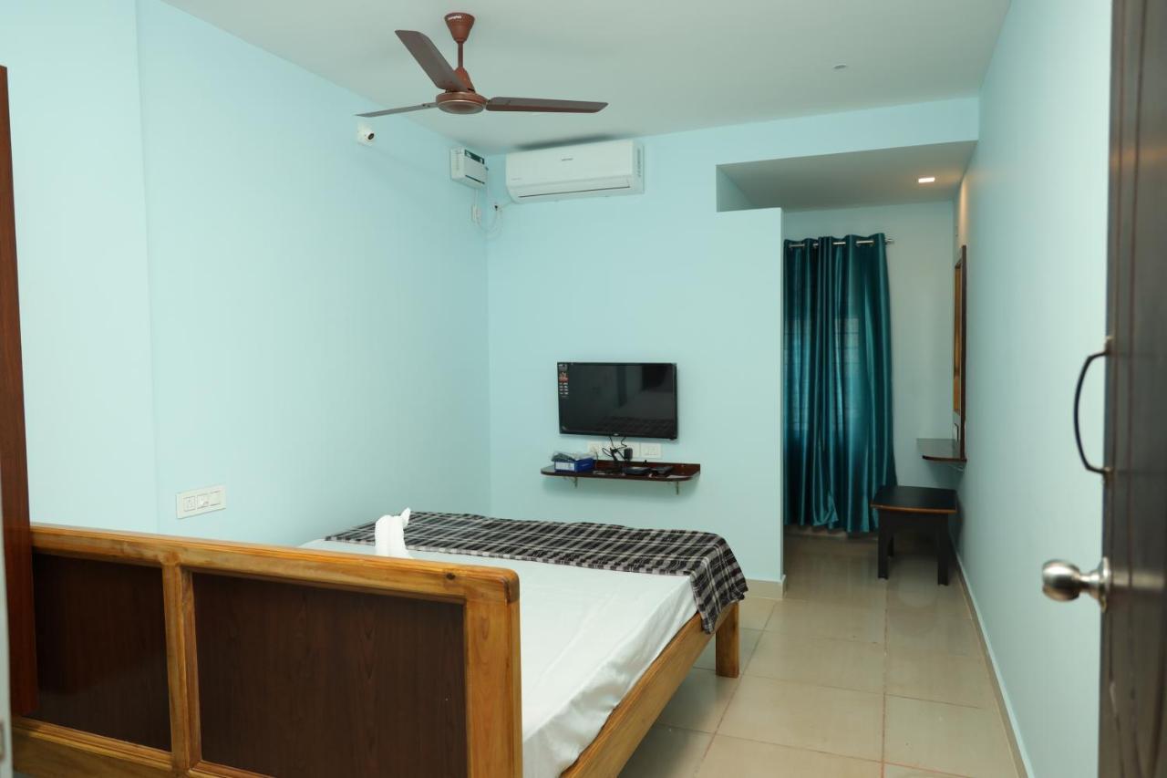 Shree Manjushree Residency Hotell Udupi Exteriör bild