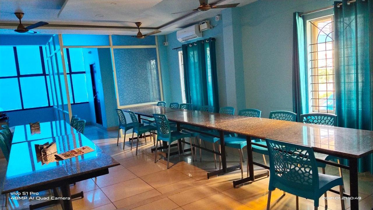 Shree Manjushree Residency Hotell Udupi Exteriör bild
