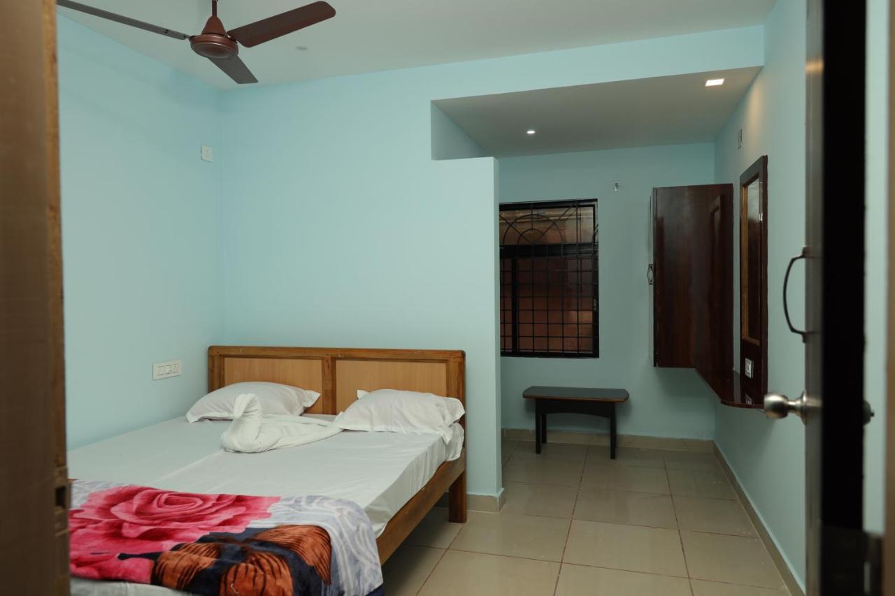 Shree Manjushree Residency Hotell Udupi Exteriör bild