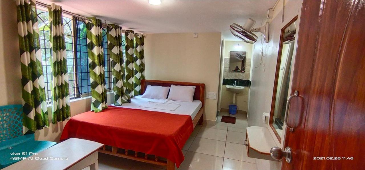 Shree Manjushree Residency Hotell Udupi Exteriör bild